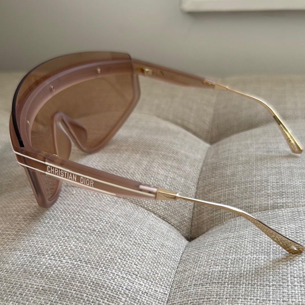 DiorClub M2U Sunglasses Pink - Picture 5 of 9